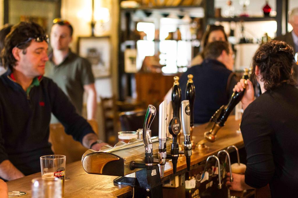 The Holford Arms Bed & Breakfast Tetbury Luaran gambar