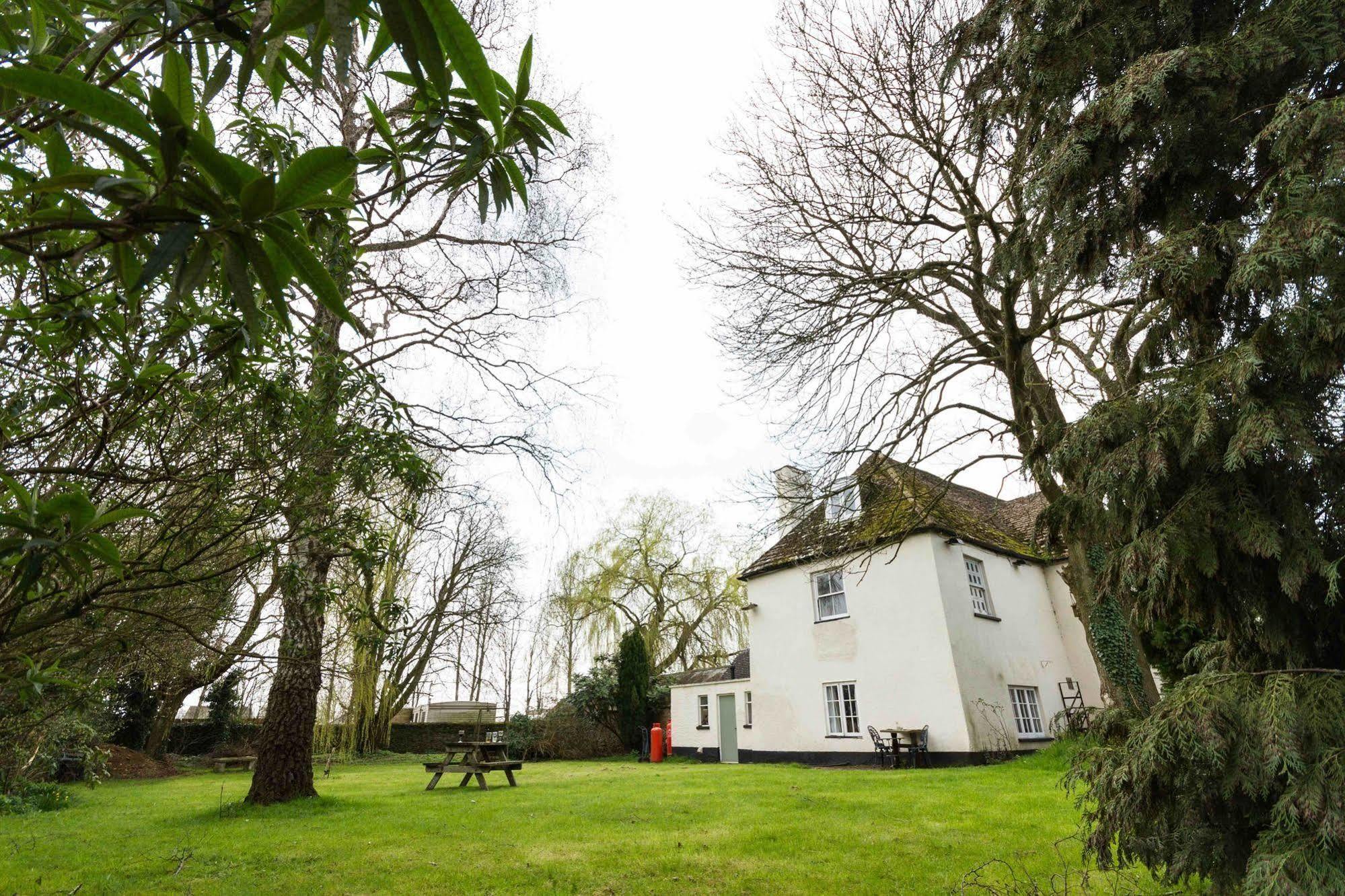The Holford Arms Bed & Breakfast Tetbury Luaran gambar